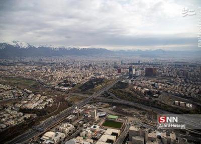 کیفیت هوای تهران در مرز پاکی است