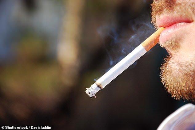 انگلیسی ها آخرین پُک خود به سیگار سنتی را 2050 خواهند زد